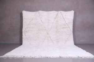 Moroccan area rug shaggy