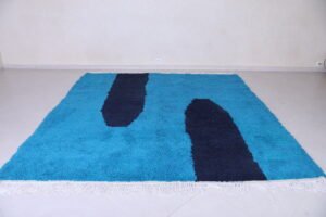 Contemporary blue rug