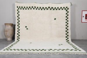 Green Checkerboard in border