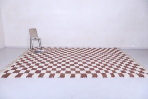 Checkered moroccan rug brown