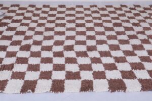 Checkered moroccan rug brown